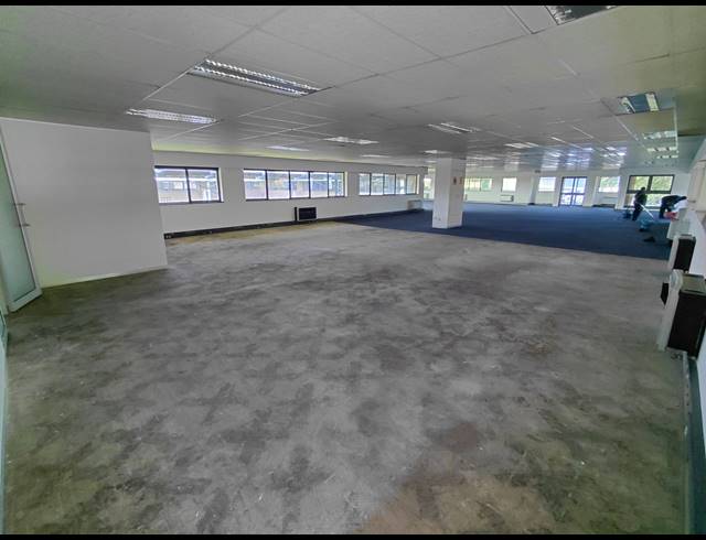 1,839M² OFFICE TO LET IN RANDJESPARK